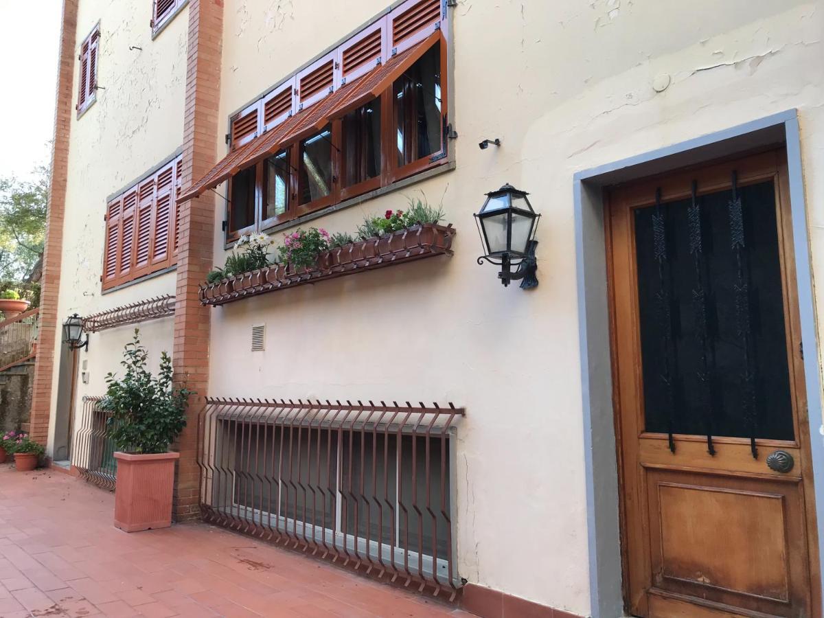 Ferienwohnung La Casa Fra Gli Ulivi Lerici Exterior foto